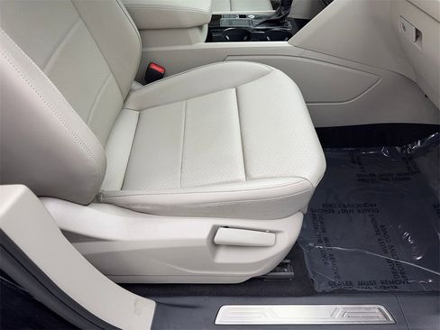 Used 2023 Volkswagen Atlas SE w/ Panoramic Sunroof Package image 47