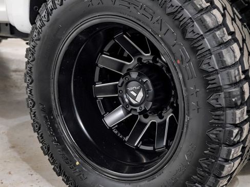 Used 2021 Ford F450 Platinum w/ FX4 Off-Road Package AWD/4WD image 57