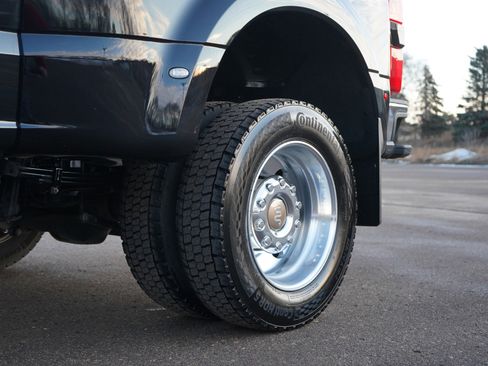 Used 2024 Ford F450 King Ranch w/ Chrome Package image 32