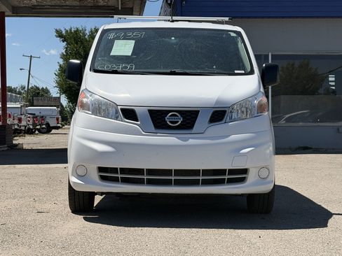 Used 2018 Nissan NV200 S FWD image 9