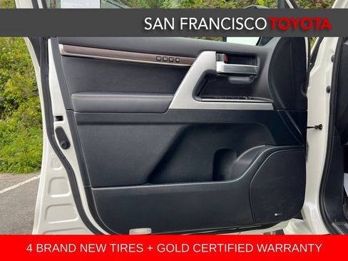Certified 2020 Toyota Land Cruiser Heritage Edition AWD/4WD image 40