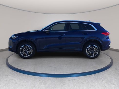 New 2025 Audi Q5 Premium image 8