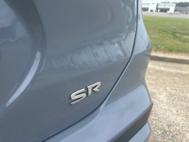 Used 2024 Nissan Kicks SR FWD image 9