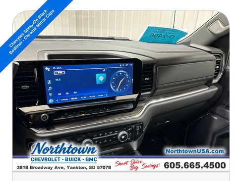 Used 2024 Chevrolet Silverado 3500 LTZ w/ LTZ Convenience Package AWD/4WD image 18
