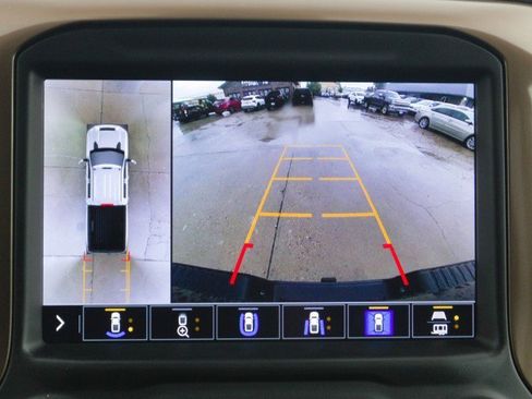 Used 2021 Chevrolet Silverado 3500 High Country w/ Technology Package image 27