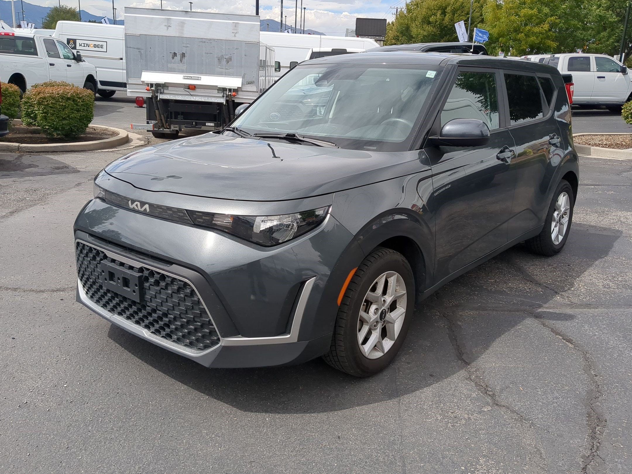 Used 2023 Kia Soul LX w/ Option Group 015 FWD image 10