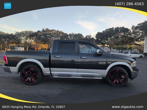 Used 2015 RAM 1500 Laramie RWD image 7