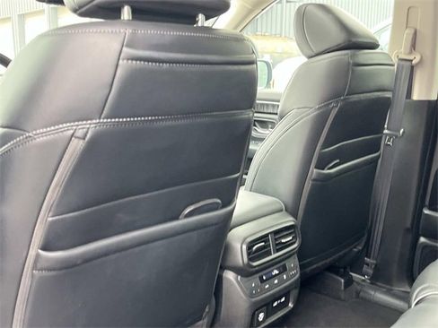 Used 2023 Honda Pilot Elite image 21