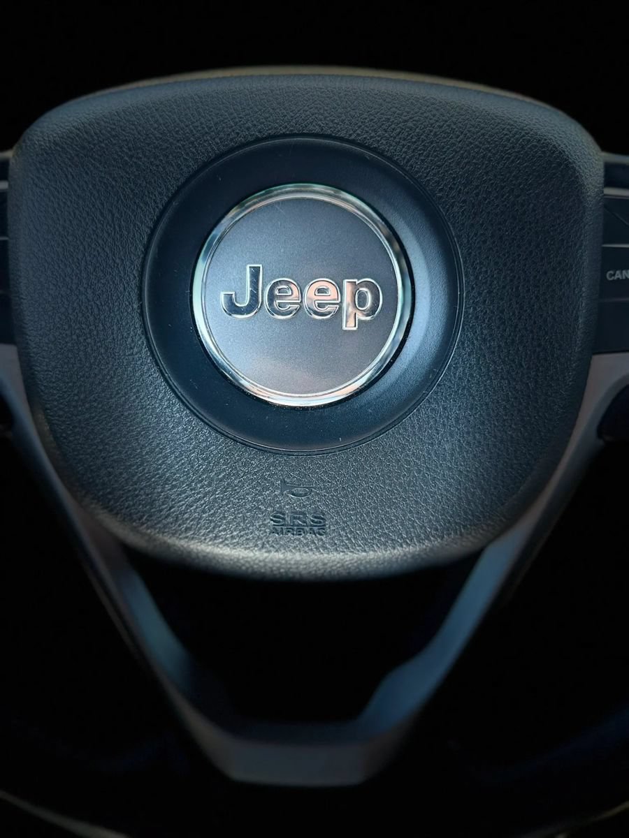 Used 2018 Jeep Grand Cherokee Limited AWD/4WD image 37