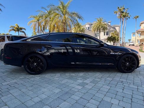 Used 2013 Jaguar XJ L Ultimate image 39