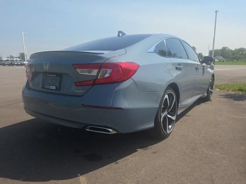 Used 2021 Honda Accord Sport image 8