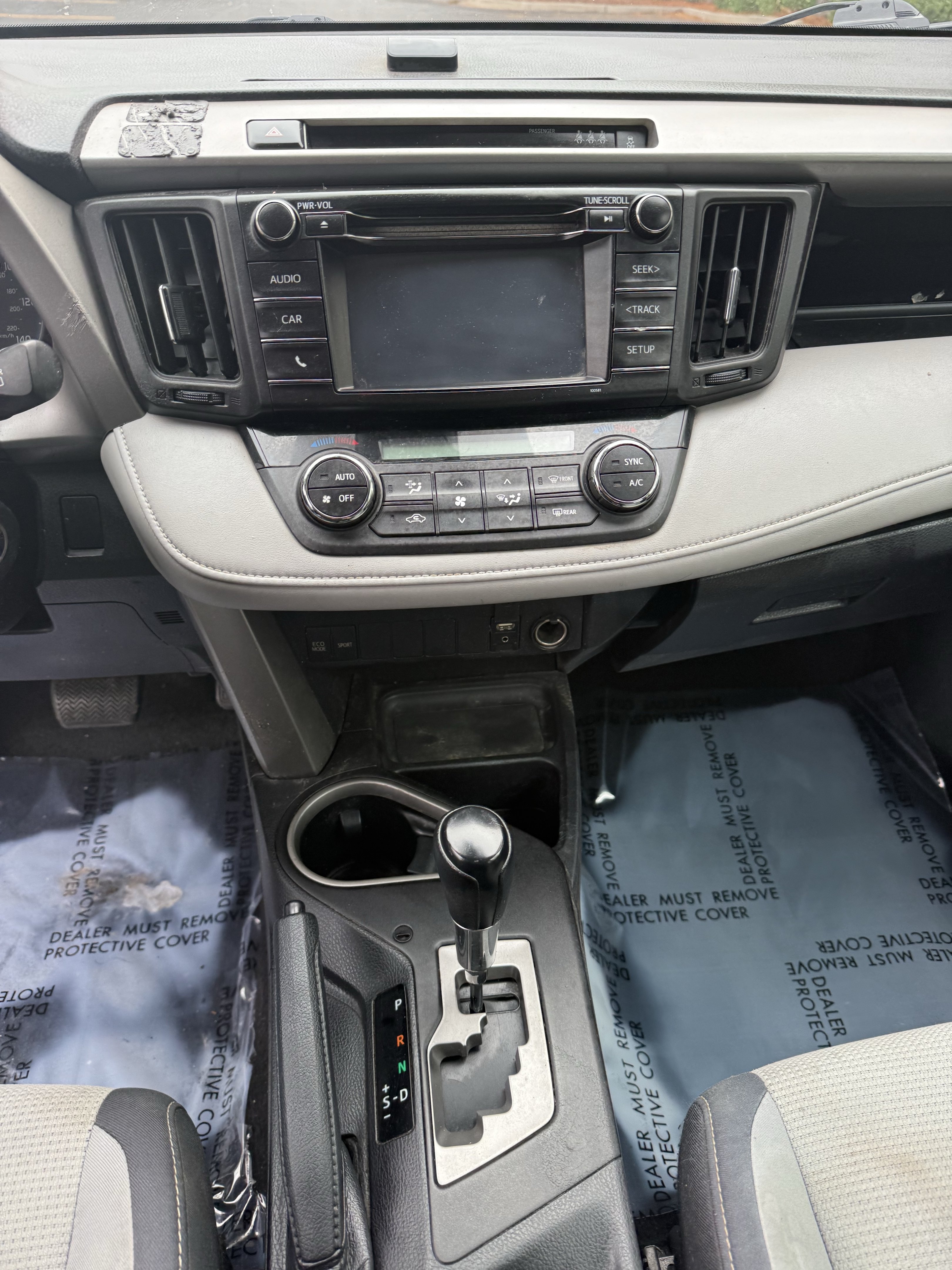 Used 2018 Toyota RAV4 XLE w/ Carpet Mat Package FWD image 15