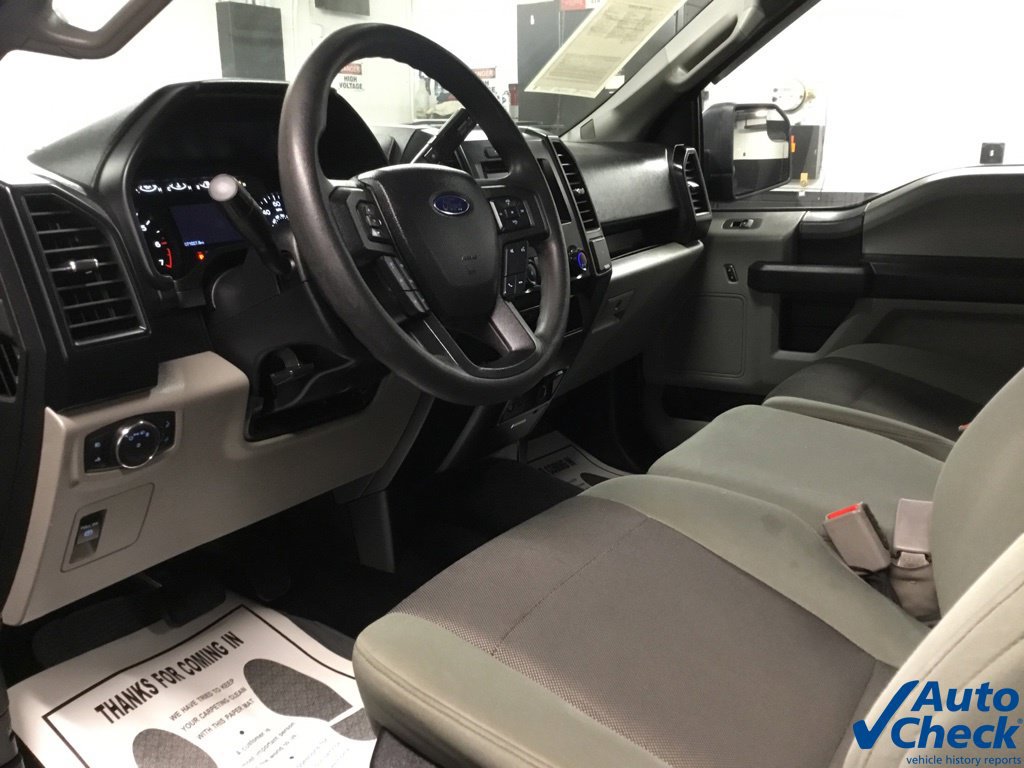 Used 2015 Ford F150 XL w/ Equipment Group 101A Mid AWD/4WD image 32