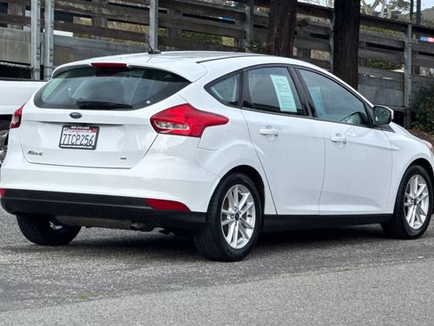 Used 2016 Ford Focus SE image 4