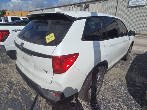 Used 2022 Honda Passport EX-L image 2
