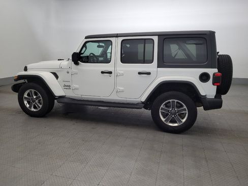 Used 2018 Jeep Wrangler Unlimited Sahara w/ Cold Weather Group image 3