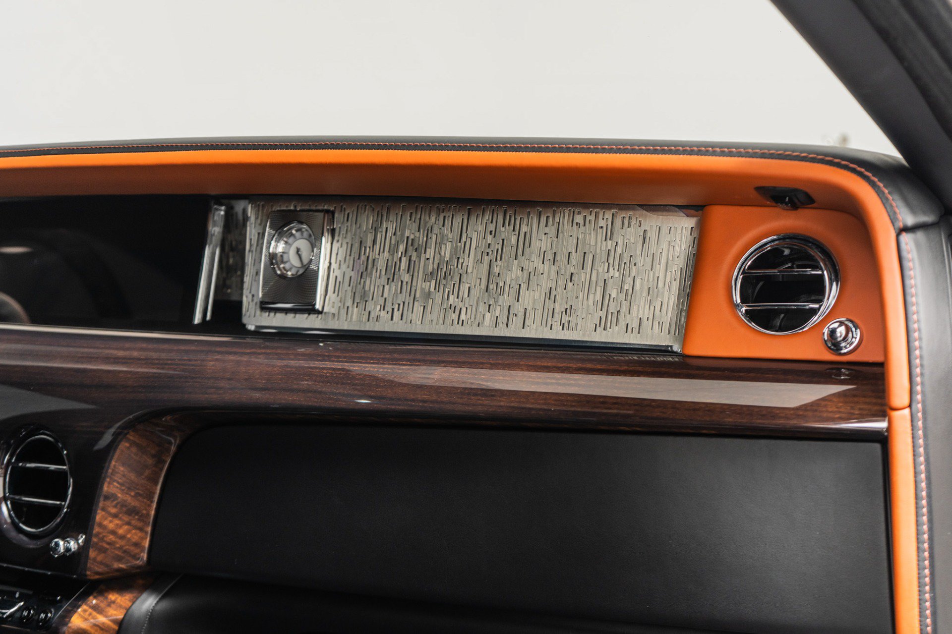 Used 2019 Rolls-Royce Phantom Sedan RWD image 32