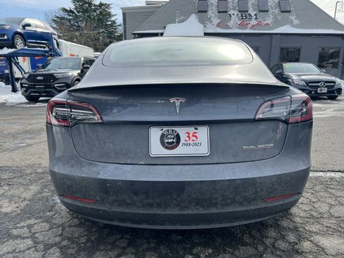 Used 2022 Tesla Model 3 Performance image 11