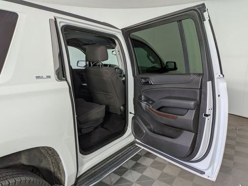 Used 2019 GMC Yukon XL SLE w/ SLE Value Package AWD/4WD image 33
