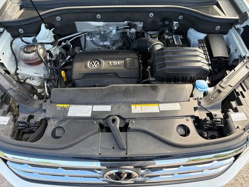 Certified 2021 Volkswagen Atlas SEL AWD/4WD image 11
