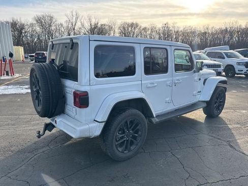 Used 2021 Jeep Wrangler Unlimited Sahara image 11