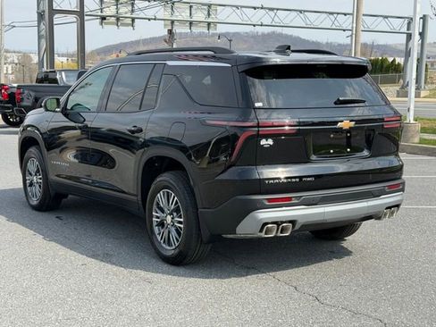 New 2026 Chevrolet Traverse LT image 11