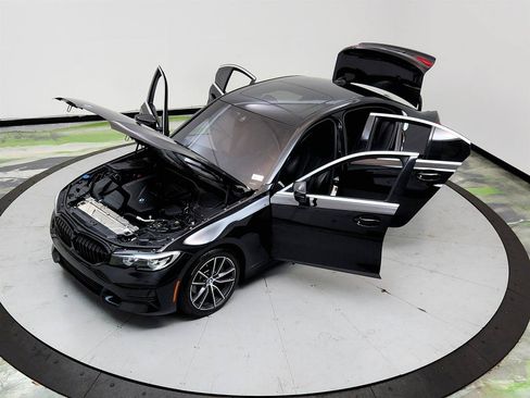 Used 2019 BMW 330i Sedan w/ Driving Assistance Package RWD image 35