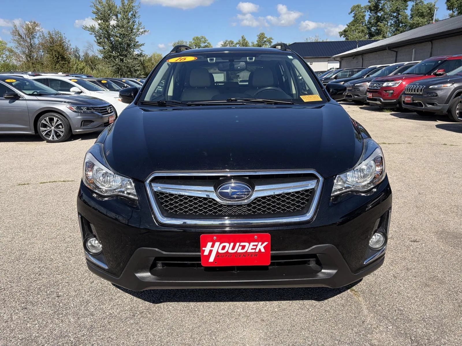 Used 2016 Subaru Crosstrek 2.0i Limited AWD/4WD image 2