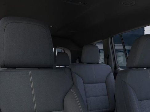 New 2026 GMC Acadia Elevation image 24