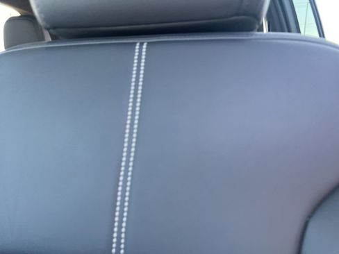 Used 2025 GMC Acadia Elevation w/ Elevation Premium Package FWD image 23