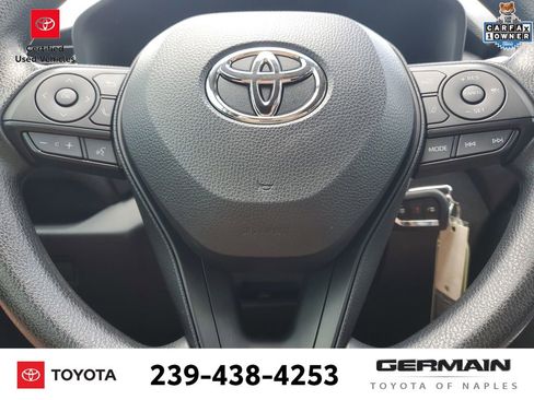 Certified 2025 Toyota RAV4 LE FWD image 24