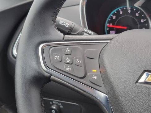 Used 2024 Chevrolet Equinox LT w/ LPO, Floor Liner Package FWD image 12