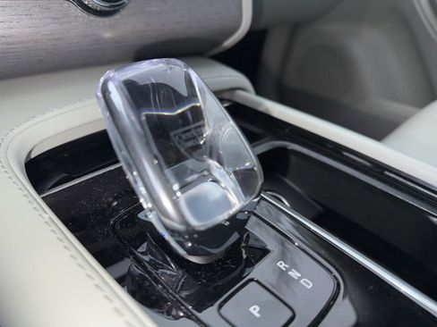 Used 2024 Volvo XC90 B6 Ultimate image 24