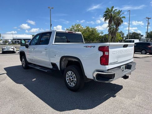 Used 2025 Chevrolet Silverado 2500 LT w/ Convenience Package AWD/4WD image 8