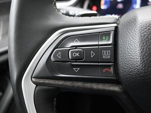 Used 2024 Jeep Grand Cherokee L Limited w/ Luxury Tech Group II image 31