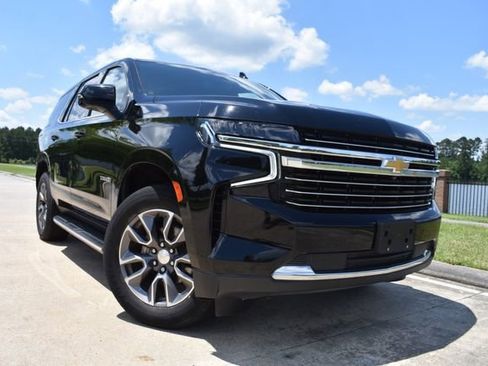 Used 2022 Chevrolet Tahoe LT w/ Luxury Package RWD image 1