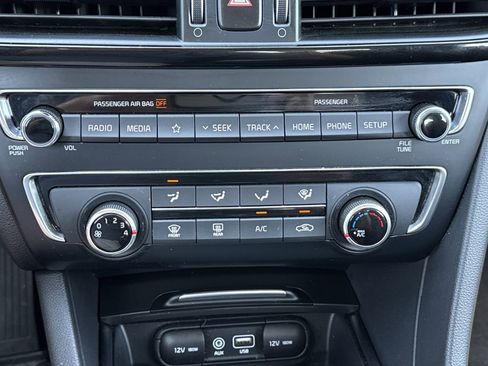 Used 2020 Kia Optima LX image 22