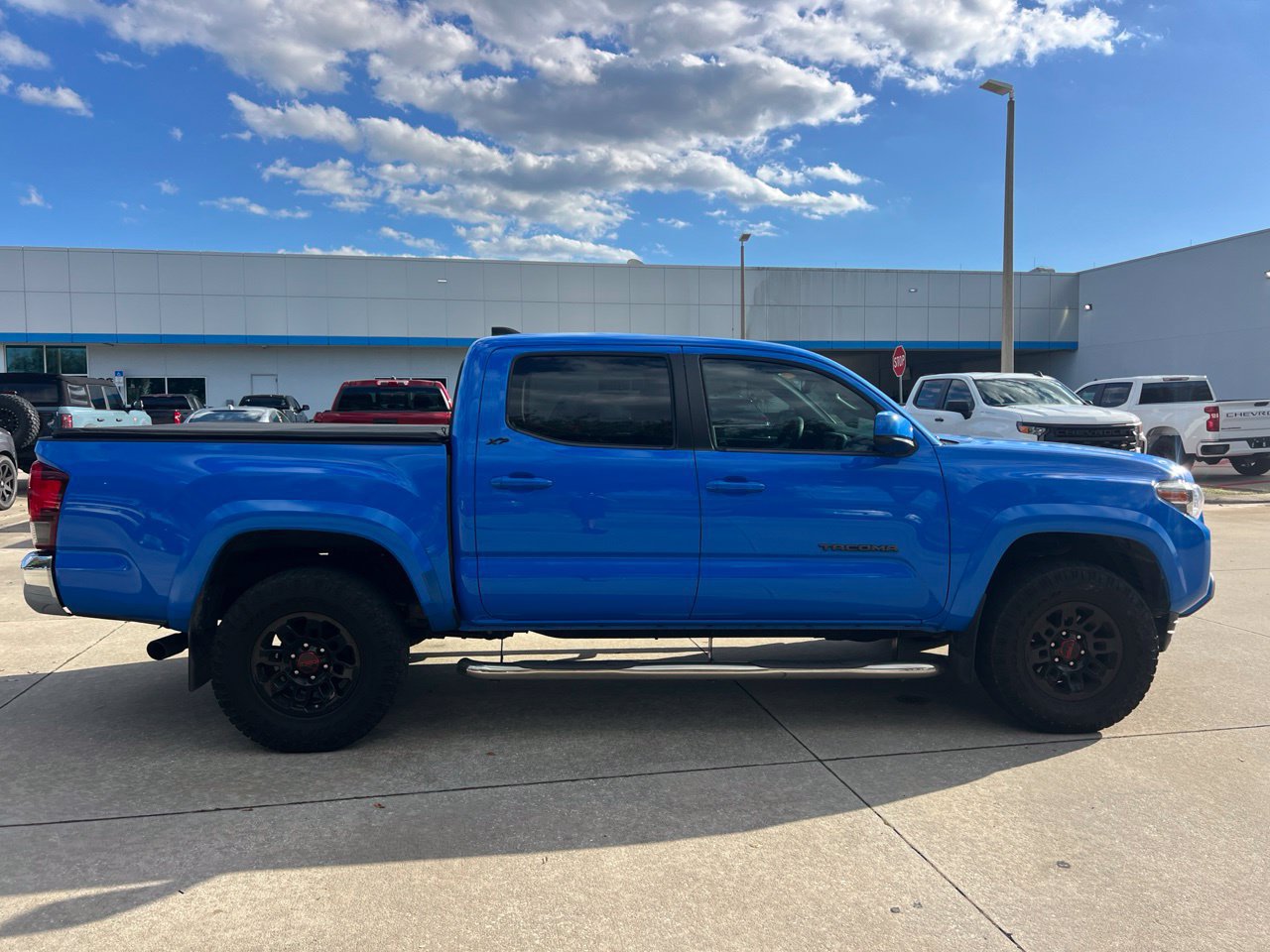 Used 2021 Toyota Tacoma SR5 RWD image 8