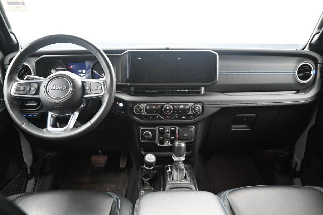 Used 2024 Jeep Wrangler High Altitude AWD/4WD image 16