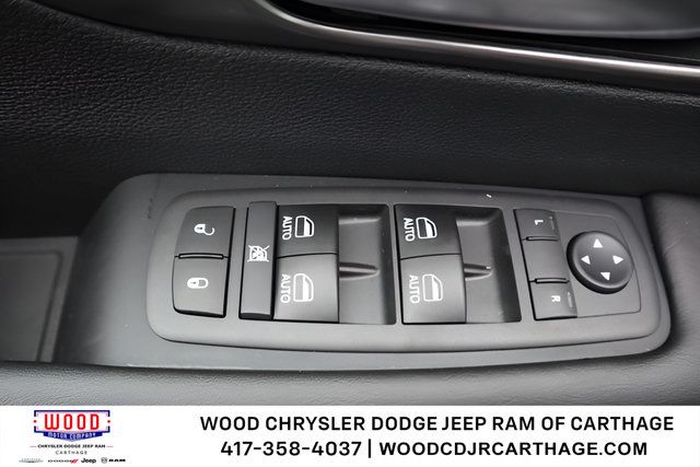 New 2026 Chrysler Voyager LX FWD image 13