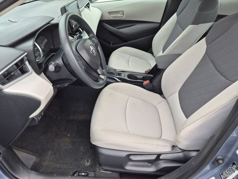 Used 2022 Toyota Corolla LE FWD image 13