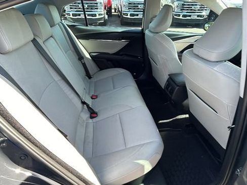 Used 2025 Toyota Camry XLE w/ Premium Plus Package FWD image 13