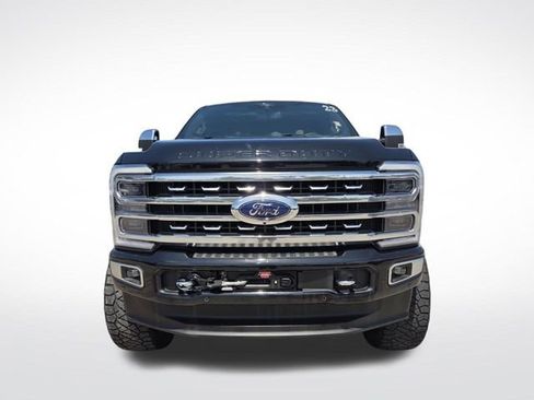 Used 2023 Ford F350 Platinum AWD/4WD image 3