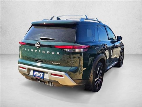 Used 2023 Nissan Pathfinder Platinum image 4