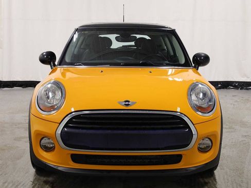 Used 2016 MINI Cooper 2-Door Hardtop image 14