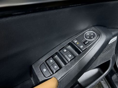 Used 2024 Kia Seltos SX w/ SX Sunroof Package image 24