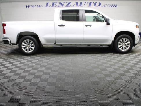 Used 2021 Chevrolet Silverado 1500 Custom AWD/4WD image 2