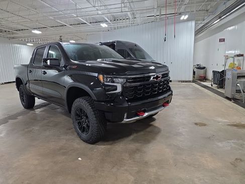 New 2026 Chevrolet Silverado 1500 ZR2 image 2