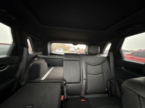 Used 2025 Cadillac XT5 Premium Luxury image 28