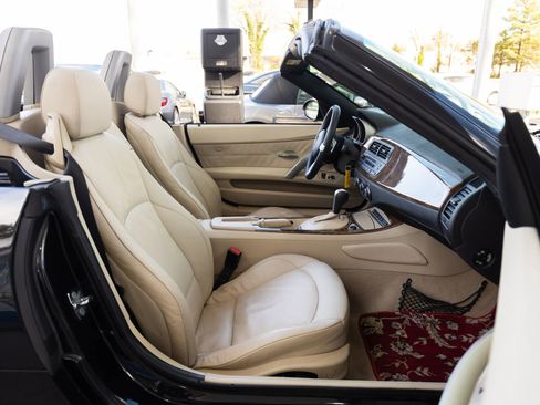 Used 2008 BMW Z4 3.0i image 21